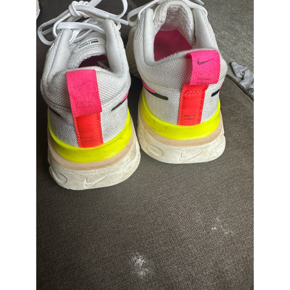 Women's Nike React Infinity Flyknit Running Shoes Size 10 White - Picture 5 of 6